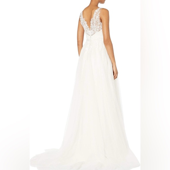 NWT Jenny Yoo Savannah Bridal Gown in Ivory. Size 14. - Picture 4 of 14